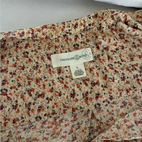 ❤️$5 WAS $25 Treasure & Bond floral button down - Picture 5 of 6